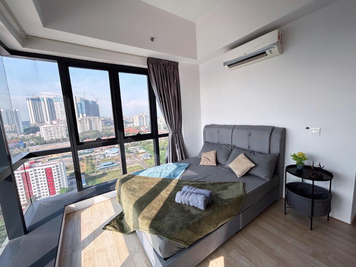 Free Parking Revo 2room Rooftop Pool L21 * Kuala Lumpur